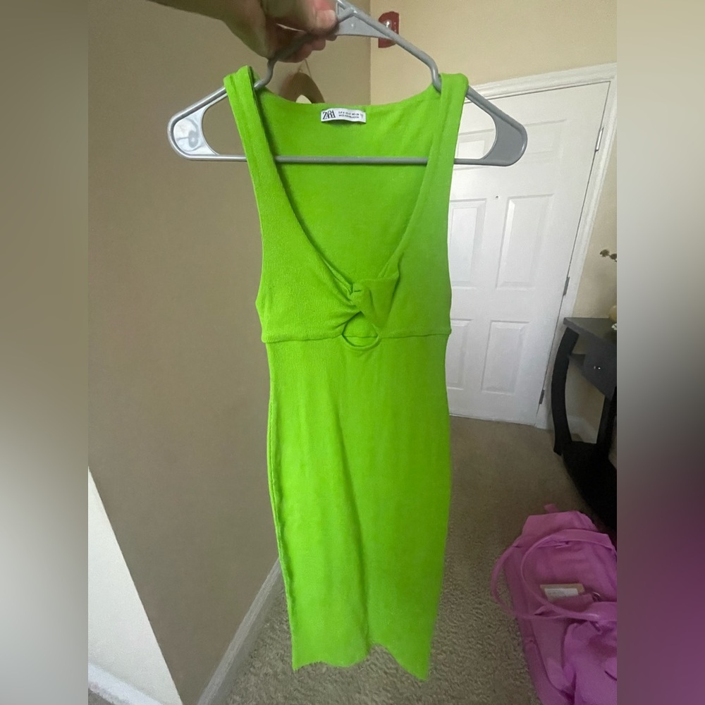 Zara neon keyhole bodycon mididress